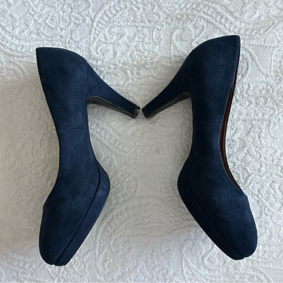 Boston Design Studio Women's 9W Faux Suede Heels Round Toe & Platform Sole Pumps - Picture 10 of 16